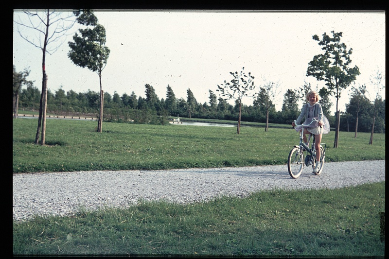 05.Delft jun 1970 Marion.JPG